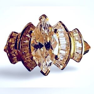 Vintage Avon Elizabeth Taylor Radiance Ring Size 6.5